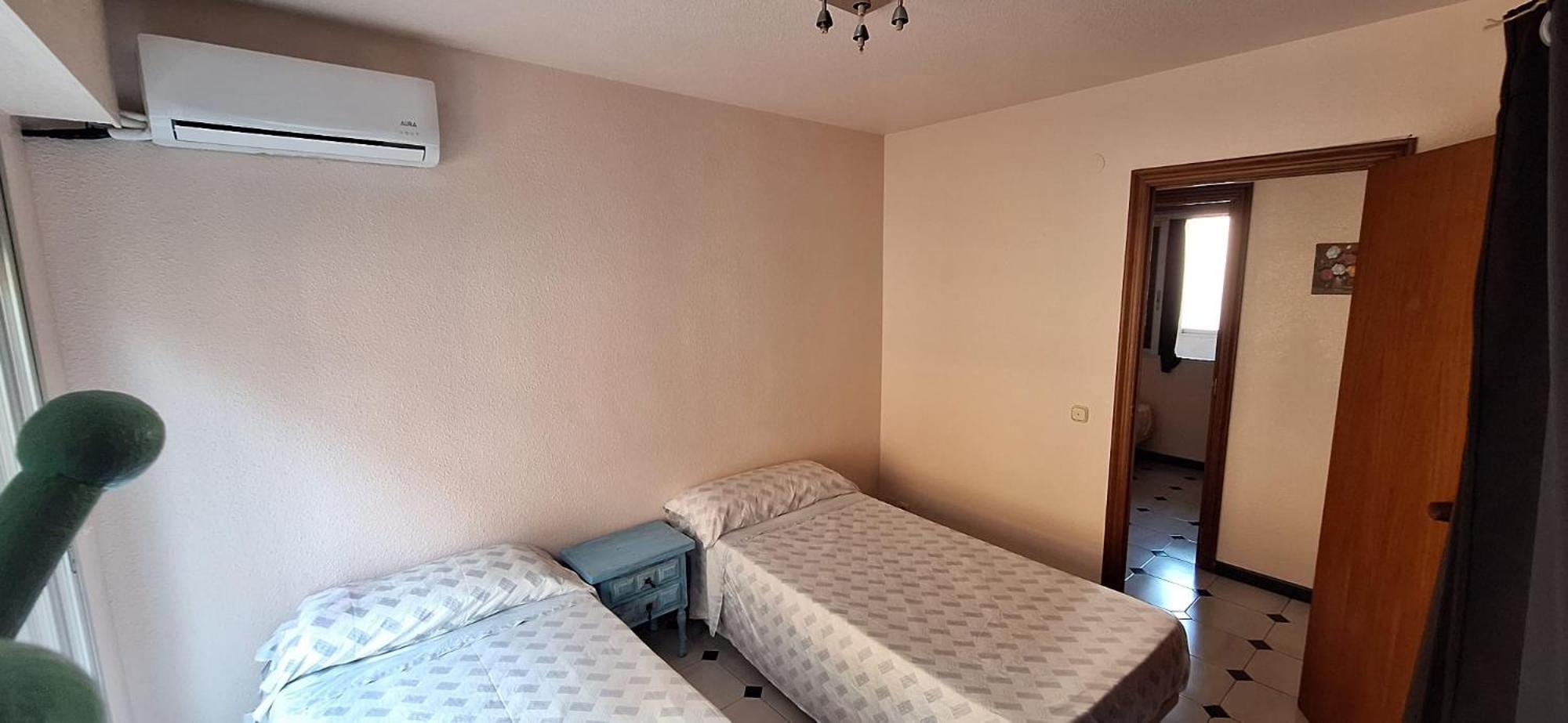 Apartamentos Casa May 1- Centro Benidorm-Solo Mayores De 30 Anos Y Familias Dış mekan fotoğraf